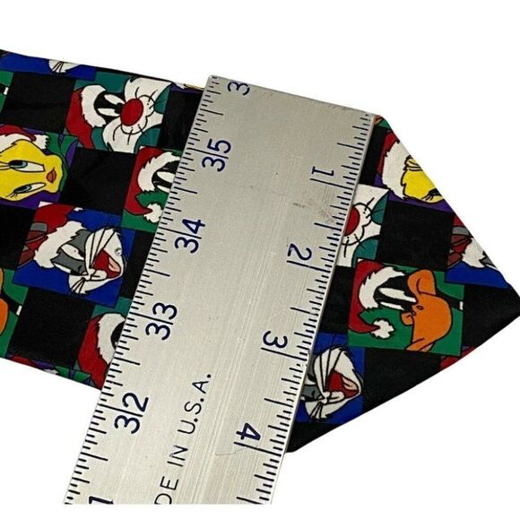 VINTAGE Looney Tunes Christmas Tie Necktie Daffy Bugs Sylvester Tweety 90s Santa - Picture 5 of 9